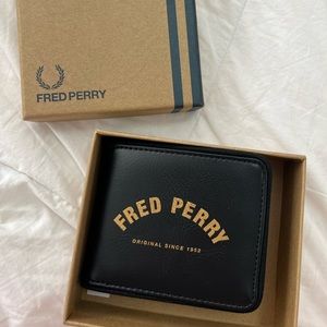 Fred Perry Men Wallet